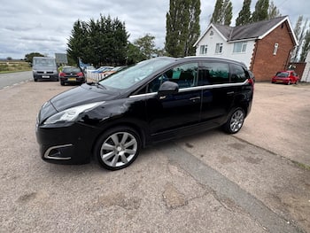 Used Peugeot 5008 2015 for sale - 79820733: Photo
