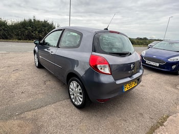 Used Renault Clio 2009 for sale - 79794499: Photo