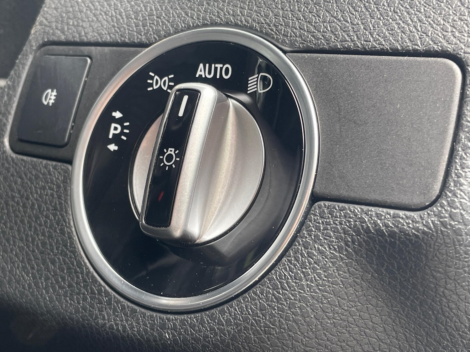 Used Mercedes-Benz CLA 2018 for sale - 75837992: Photo 20