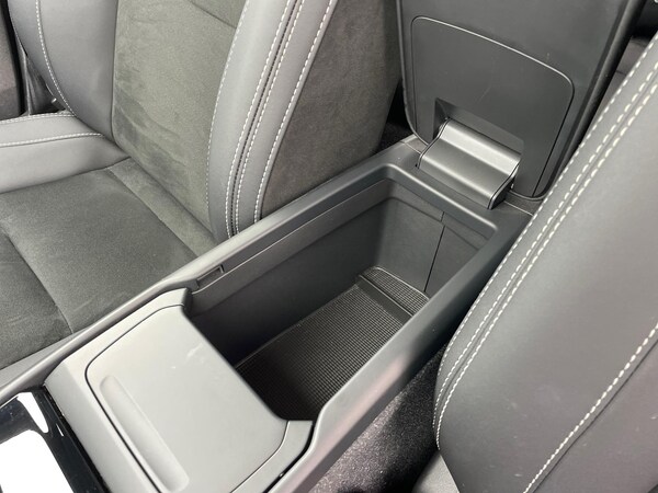 Used Volvo XC40 2023 for sale - 75601458: Photo 33