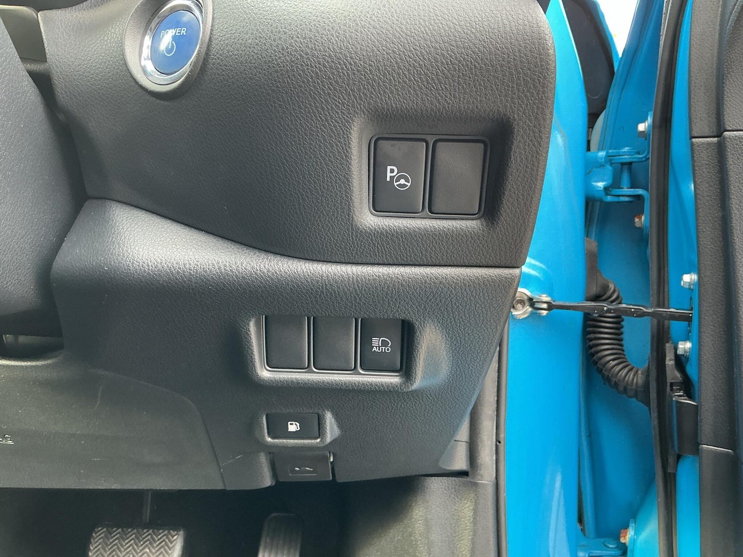 Used Toyota C-HR 2019 for sale - 77352067: Photo 23