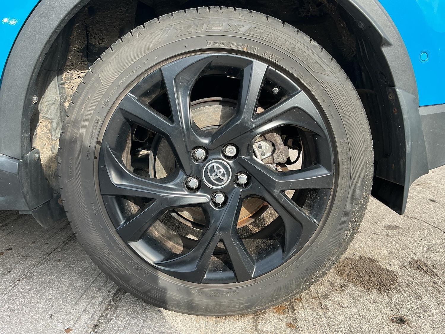 Used Toyota C-HR 2019 for sale - 77352067: Photo 35