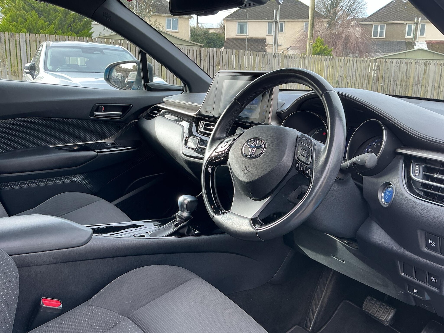 Used Toyota C-HR 2019 for sale - 77352067: Photo 5