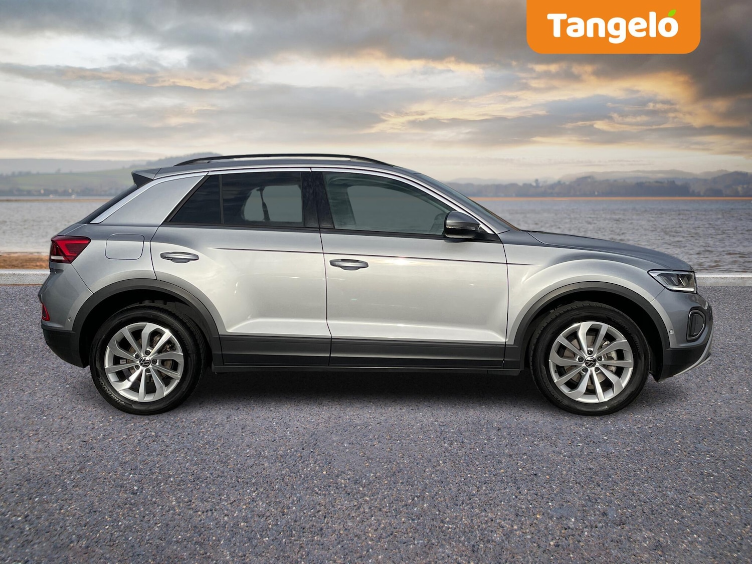 Used Volkswagen T-Roc 2024 for sale - 76094924: Photo 3