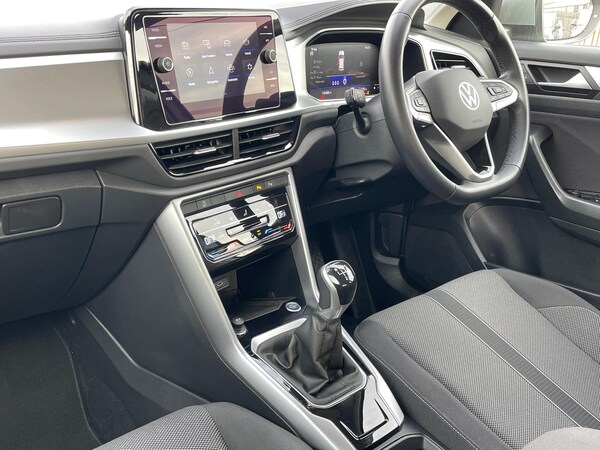Used Volkswagen T-Roc 2024 for sale - 76094924: Photo 9
