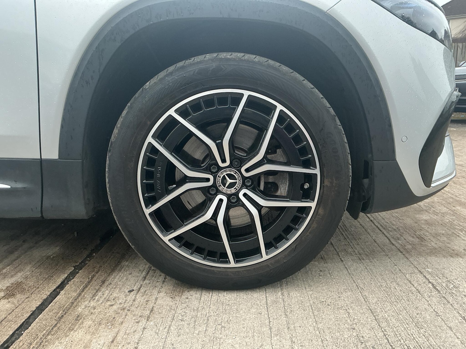 Used Mercedes-Benz EQB 2022 for sale - 77993106: Photo 4