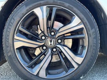 Used Honda Civic 2019 for sale - 75600878: Photo