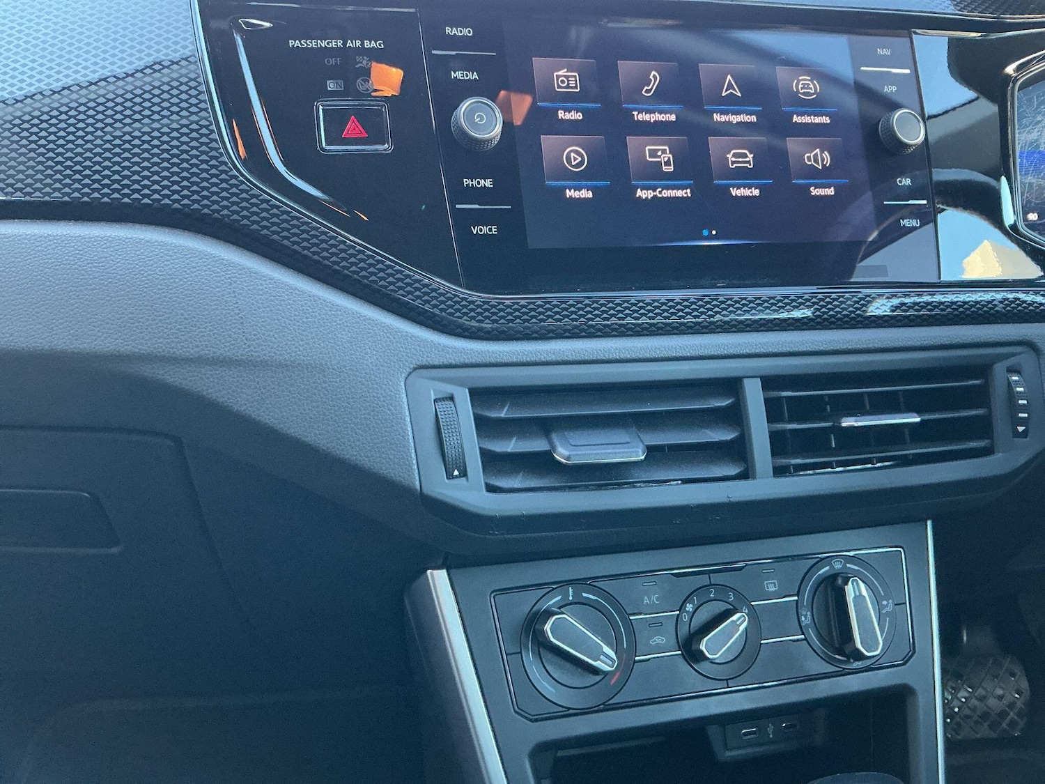 Used Volkswagen Polo 2022 for sale - 76742450: Photo 17