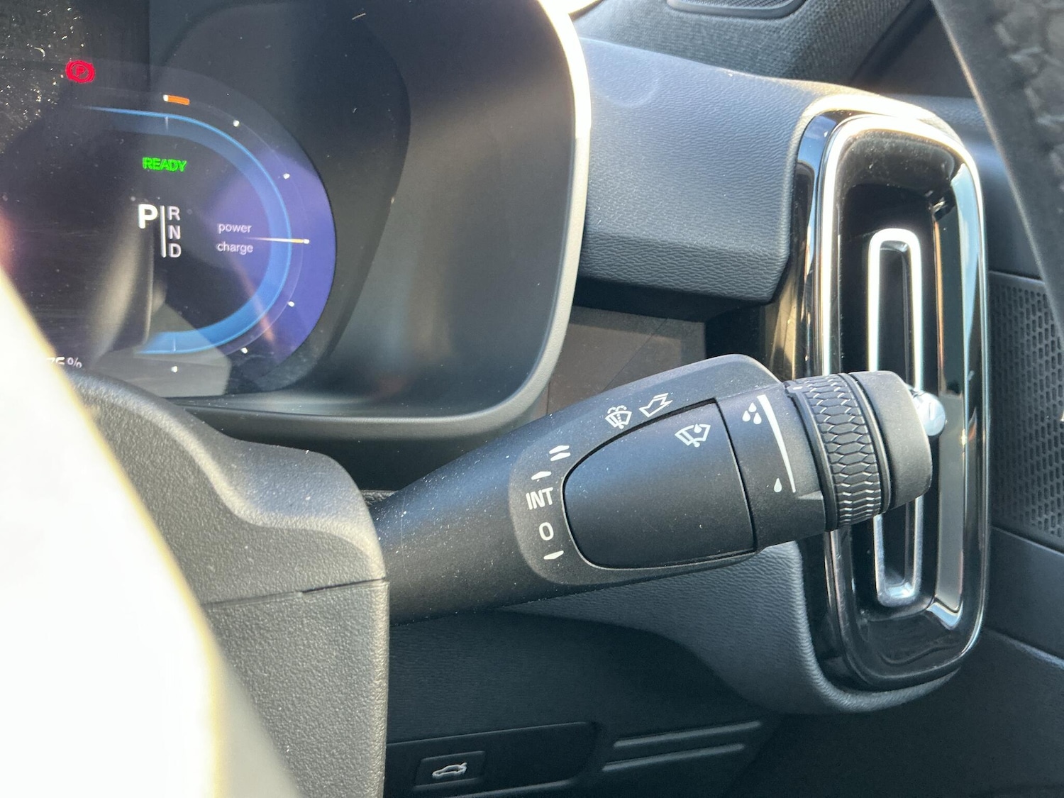 Used Volvo C40 2023 for sale - 77103687: Photo 21