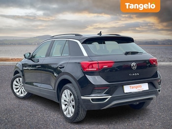 Used Volkswagen T-Roc 2020 for sale - 75601542: Photo