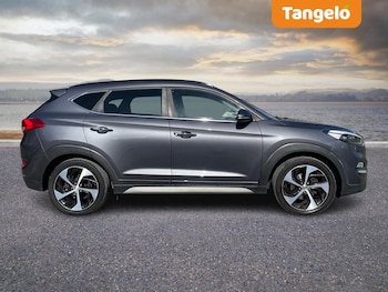 Used Hyundai TUCSON 2017 for sale - 76099632: Photo 3