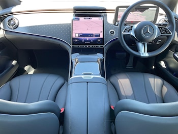 Used Mercedes-Benz EQA 2025 for sale - 75990357: Photo 2