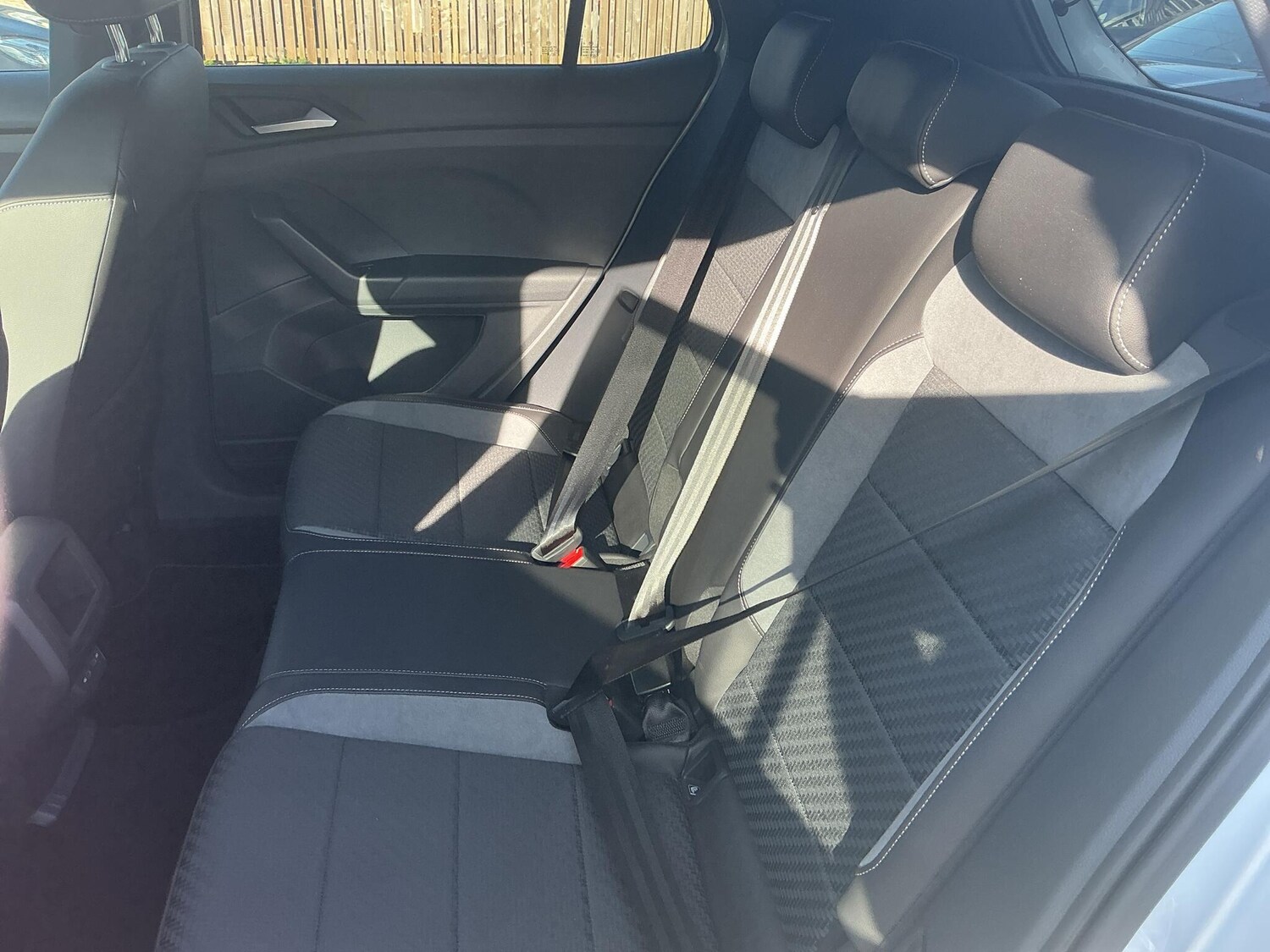 Used Volkswagen T-Cross 2024 for sale - 77626084: Photo 10