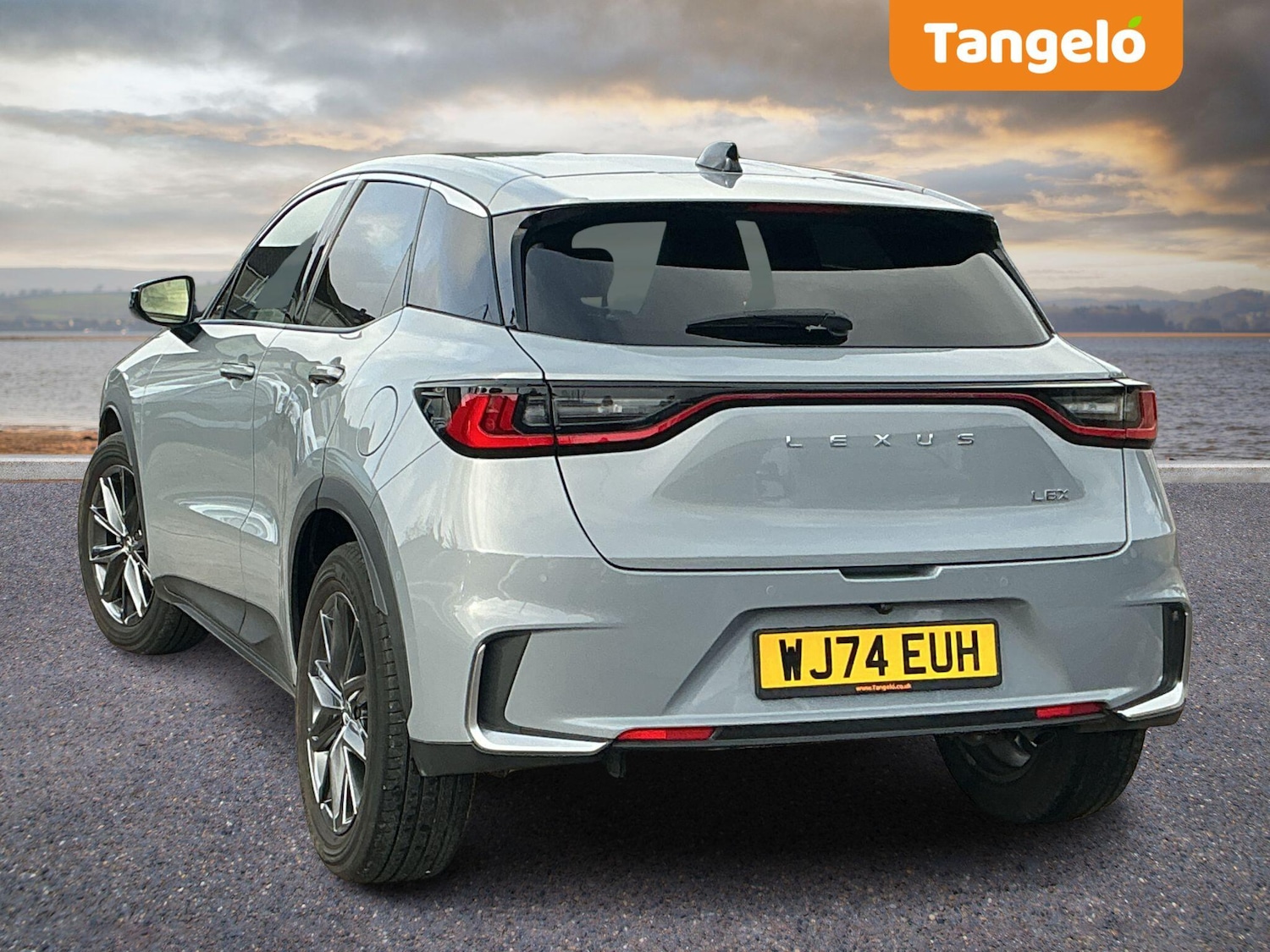 Used Lexus LBX 2024 for sale - 76440440: Photo 3