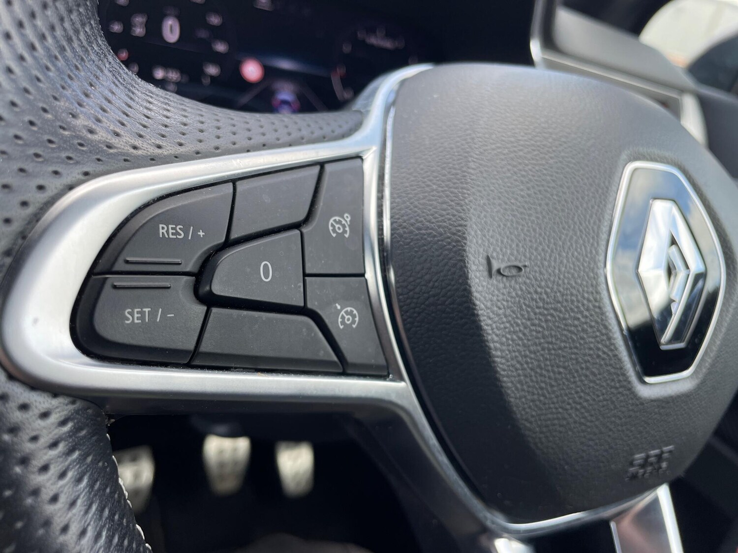 Used Renault Captur 2022 for sale - 76424564: Photo 24