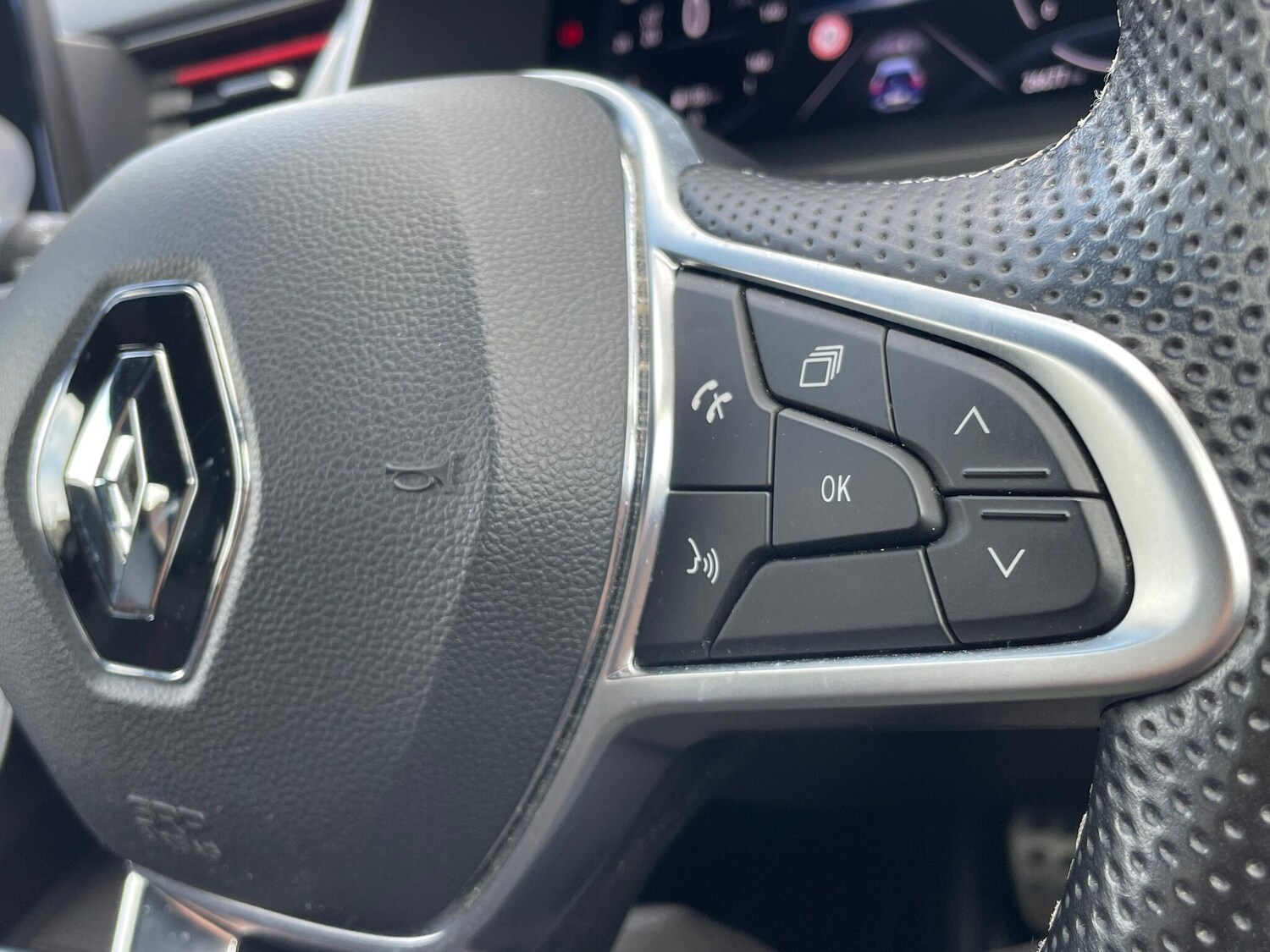 Used Renault Captur 2022 for sale - 76424564: Photo 25