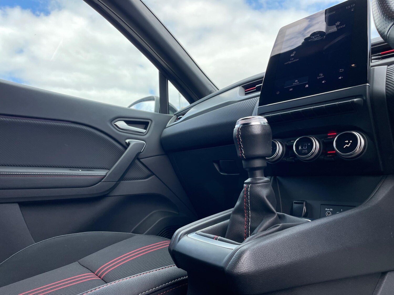 Used Renault Captur 2022 for sale - 76424564: Photo 33