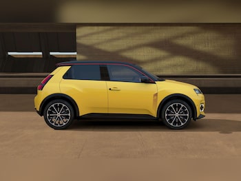 Used Renault 5 2025 for sale - 77637419: Photo