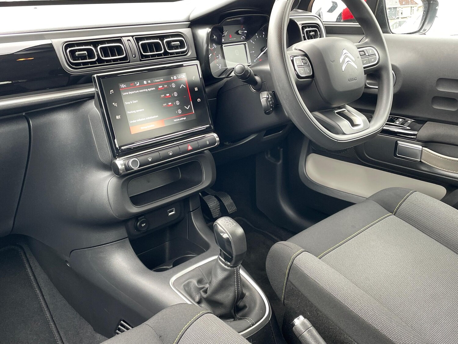 Used Citroen C3 2021 for sale - 76409636: Photo 9