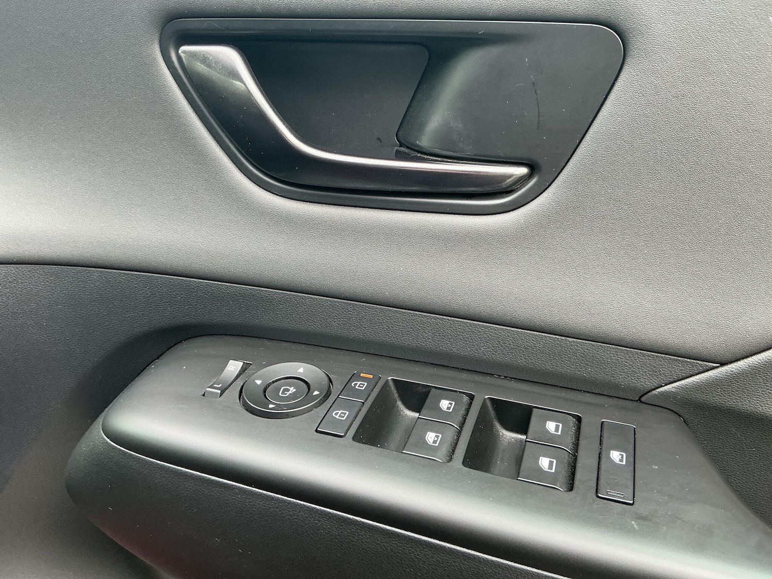 Used Hyundai KONA 2023 for sale - 77175951: Photo 18