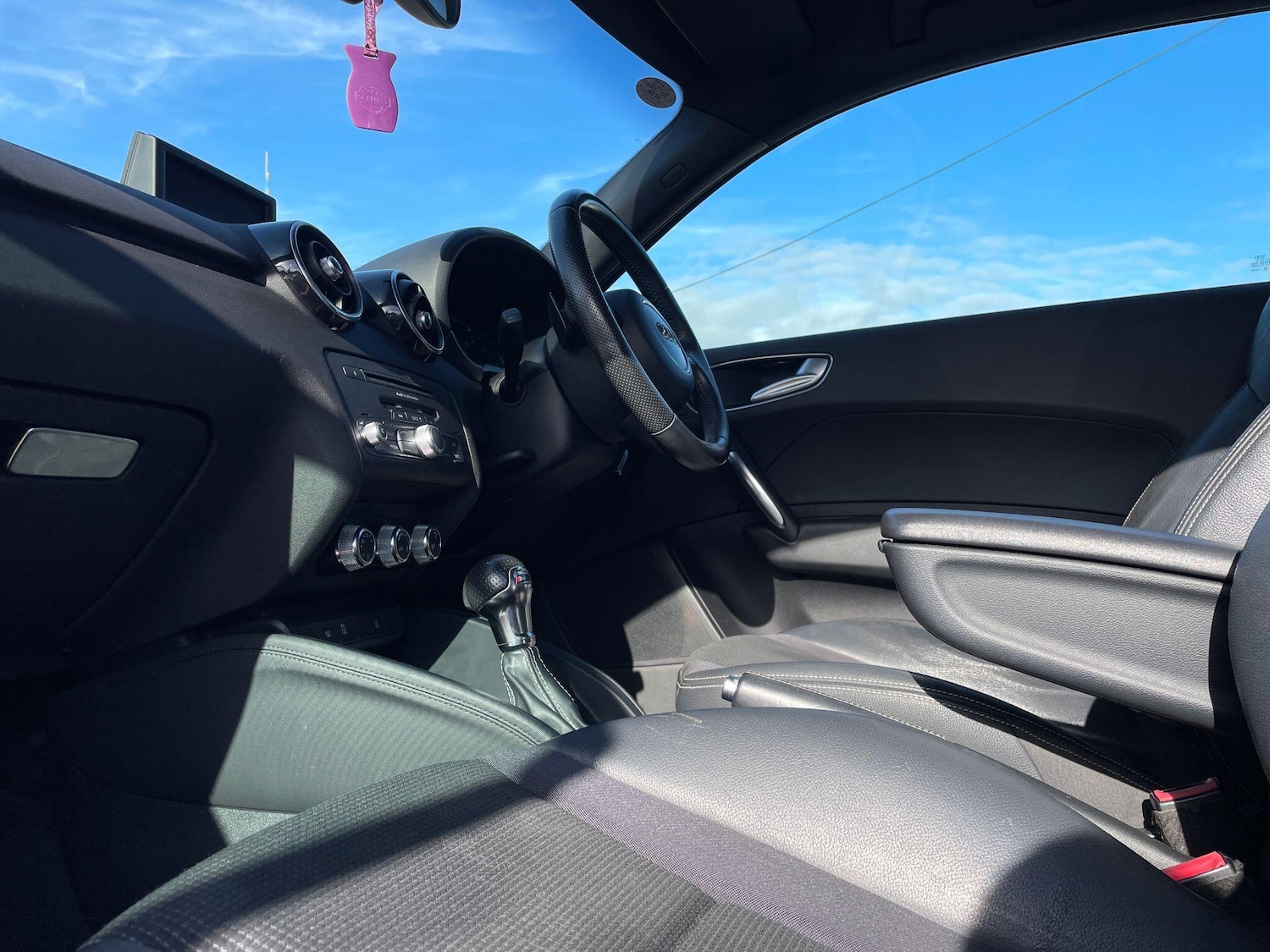 Used Audi A1 2014 for sale - 76099615: Photo 15