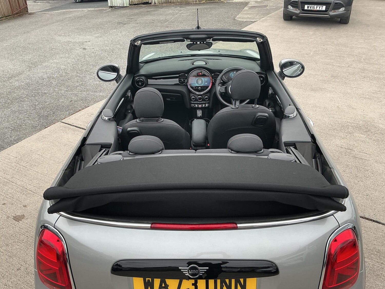 Used MINI Convertible 2023 for sale - 76270394: Photo 15