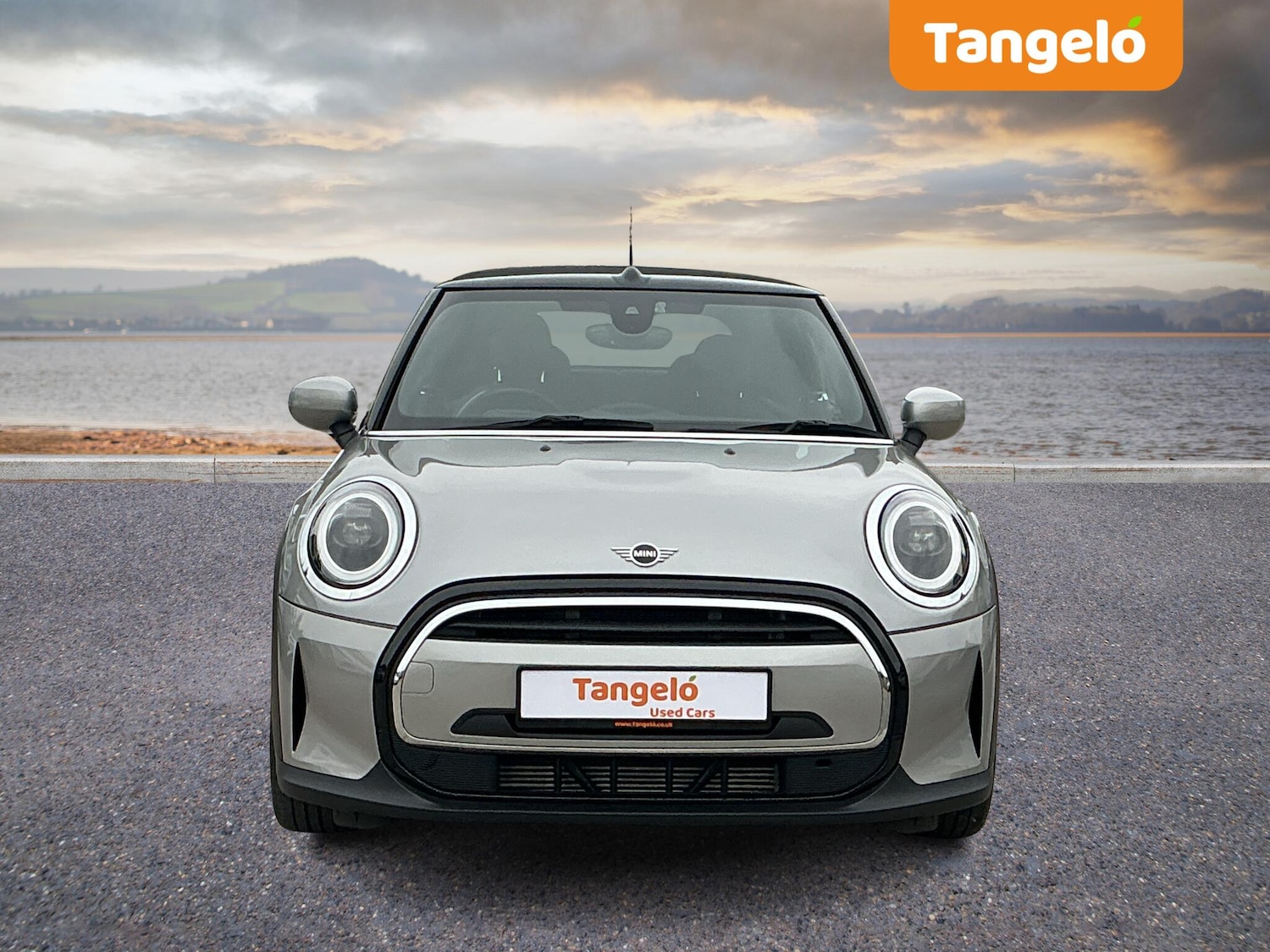 Used MINI Convertible 2023 for sale - 76270394: Photo 2