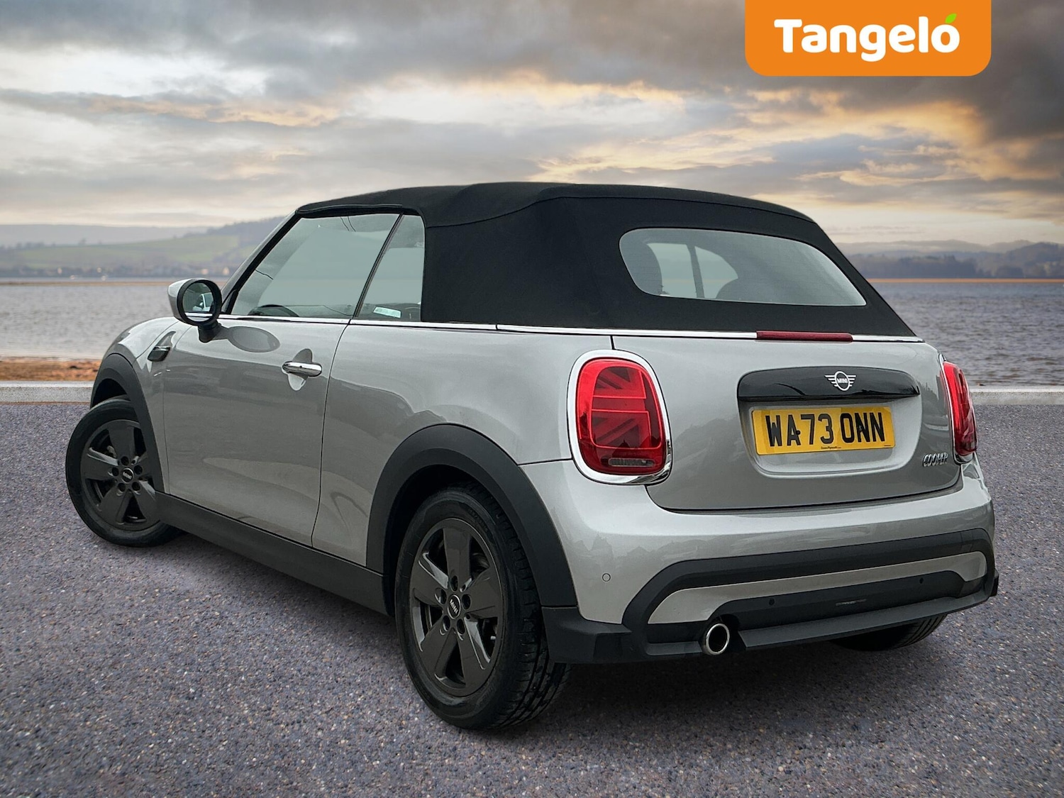 Used MINI Convertible 2023 for sale - 76270394: Photo 3