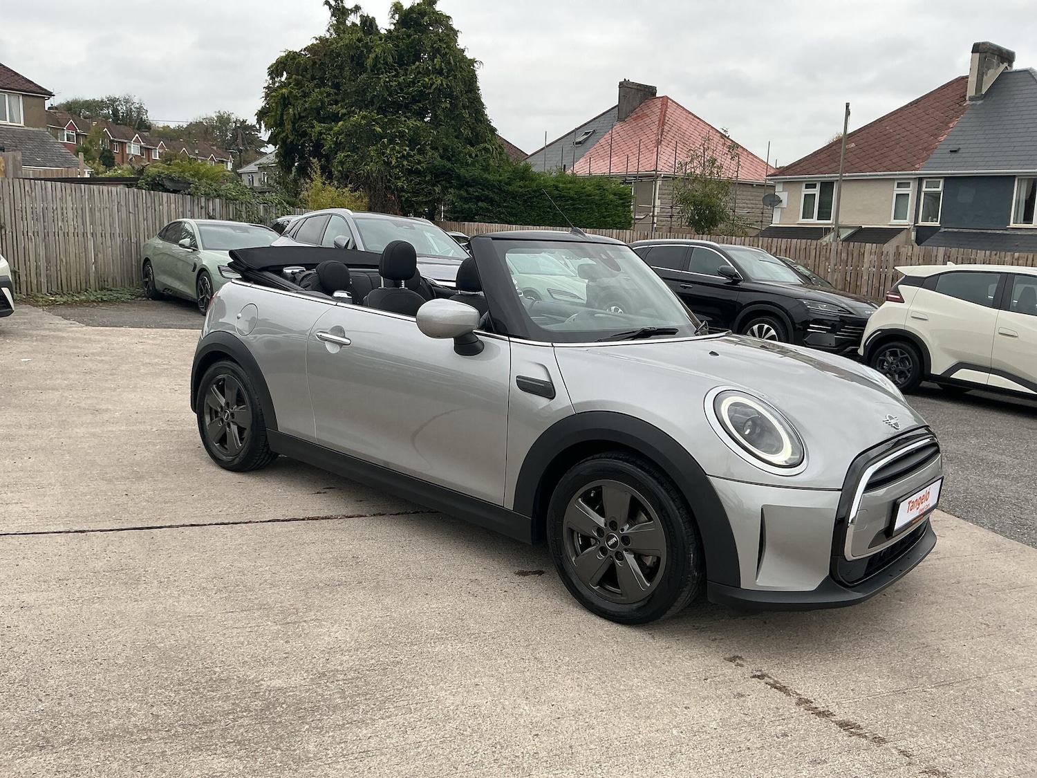 Used MINI Convertible 2023 for sale - 76270394: Photo 5