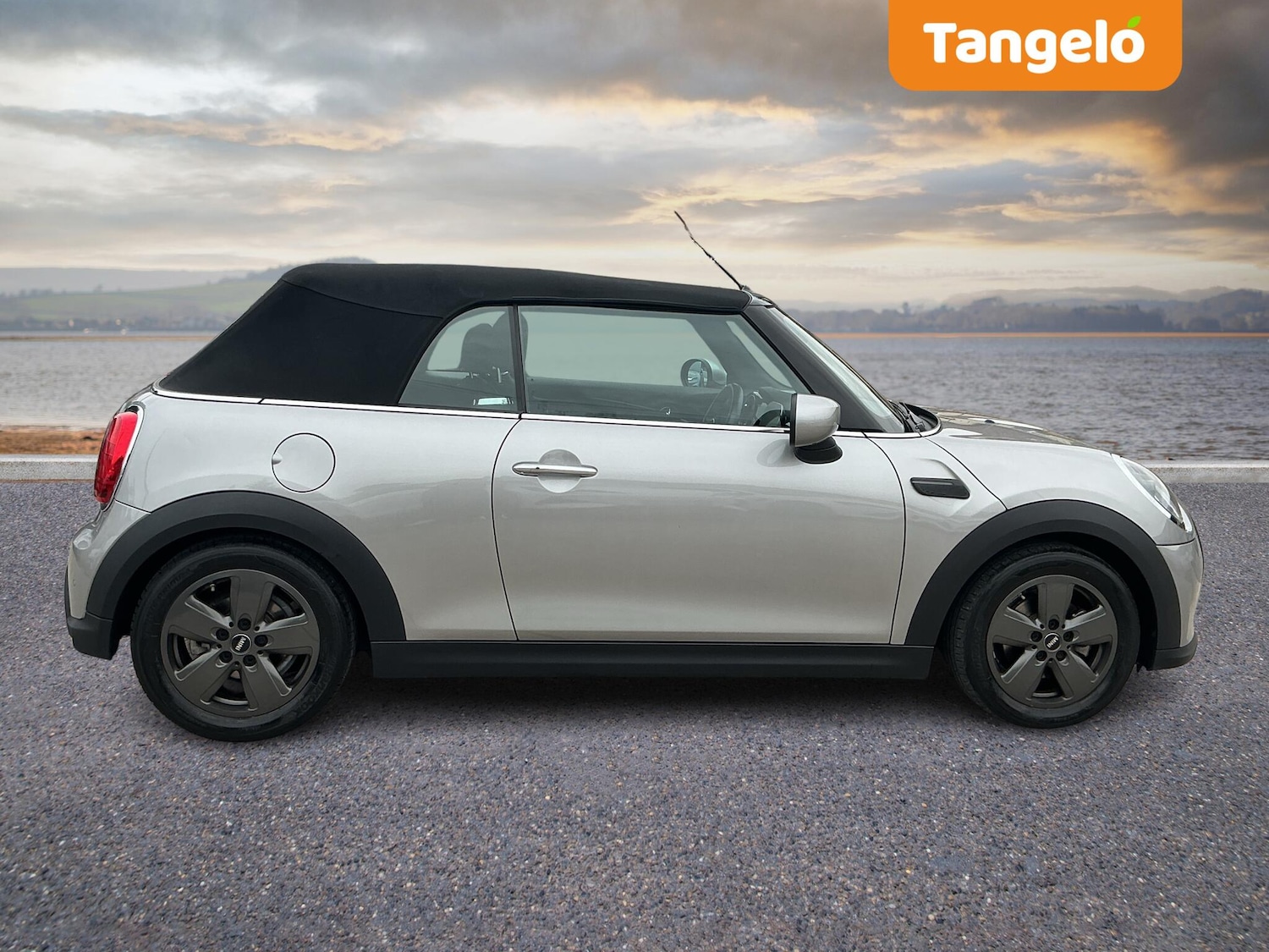 Used MINI Convertible 2023 for sale - 76270394: Photo 6
