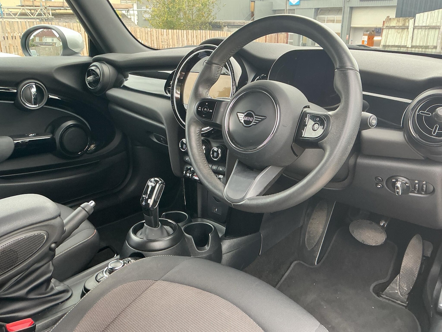 Used MINI Convertible 2023 for sale - 76270394: Photo 8