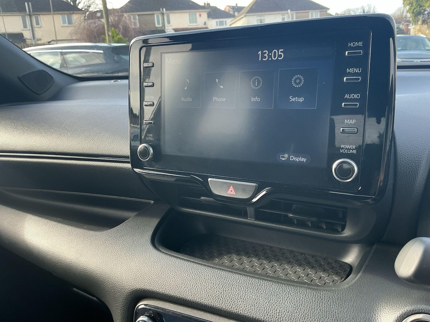 Used Toyota Yaris 2023 for sale - 77320774: Photo 18