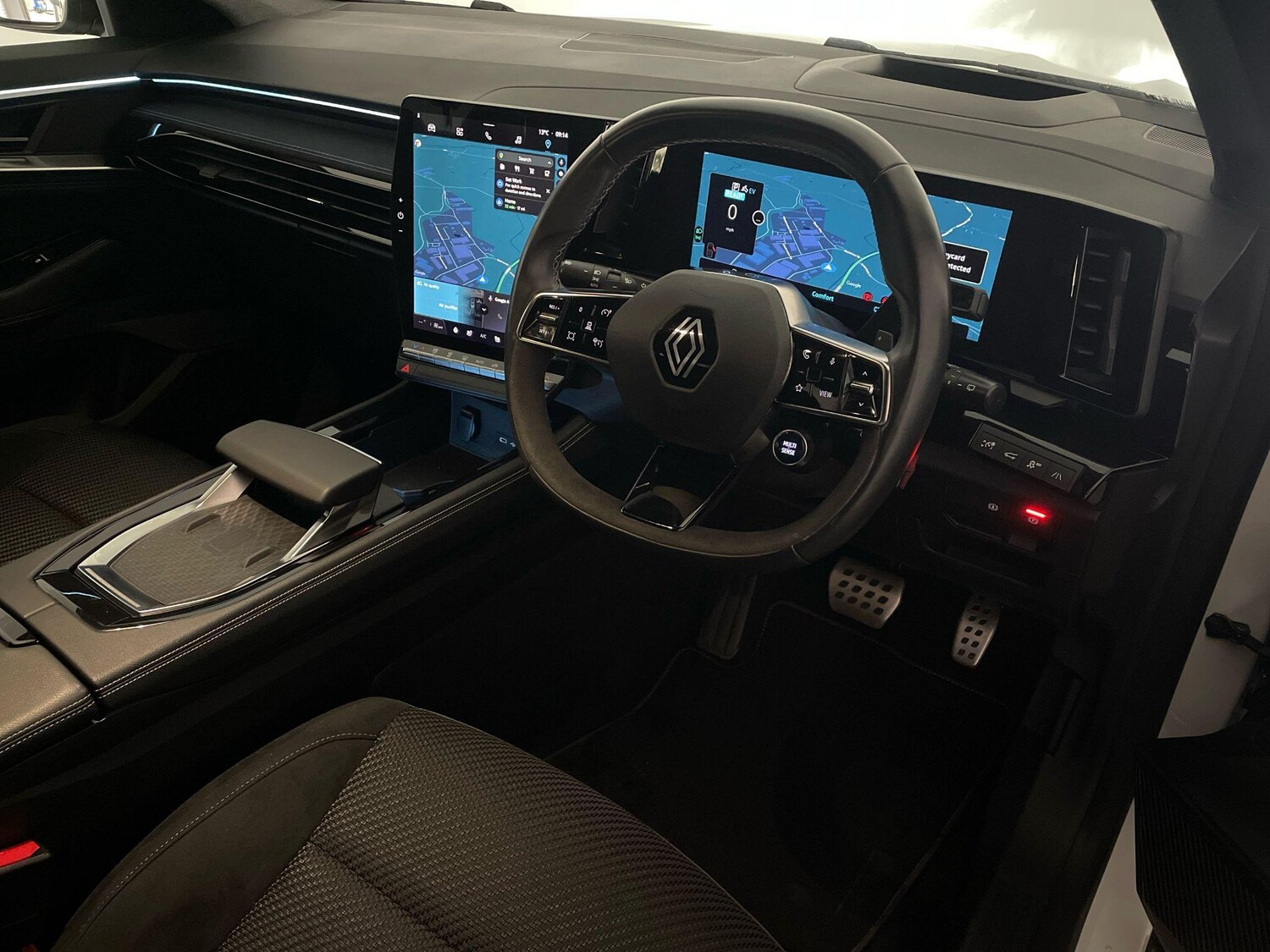 Used Renault Austral for sale - 77497321: Photo 15