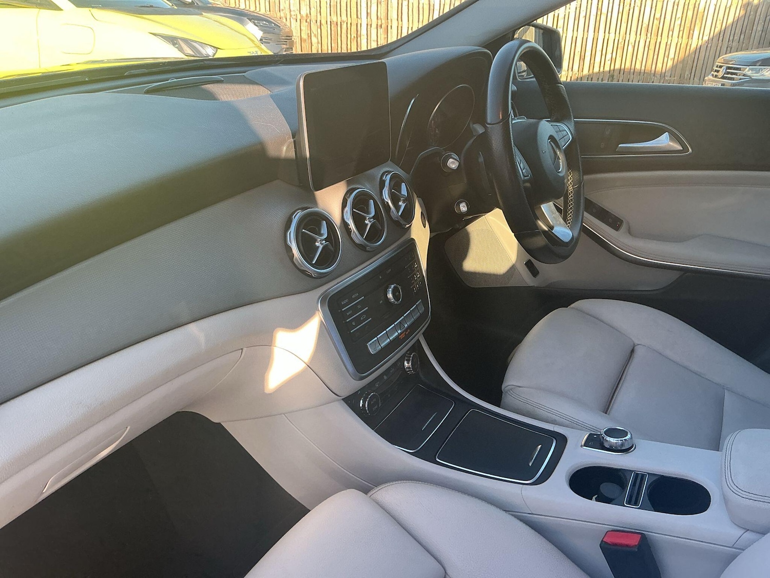 Used Mercedes-Benz GLA for sale - 77001117: Photo 8