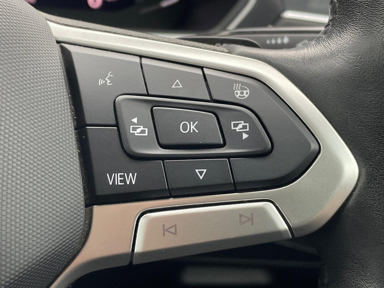 Used Volkswagen Tiguan 2021 for sale - 75965073: Photo 38