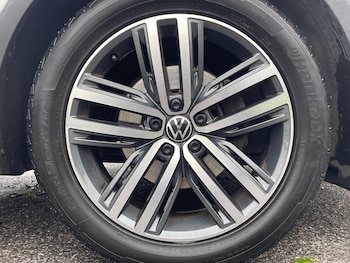 Used Volkswagen Tiguan 2021 for sale - 75965073: Photo