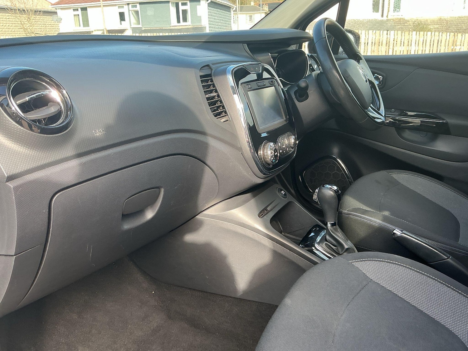 Used Renault Captur 2016 for sale - 78020165: Photo 11