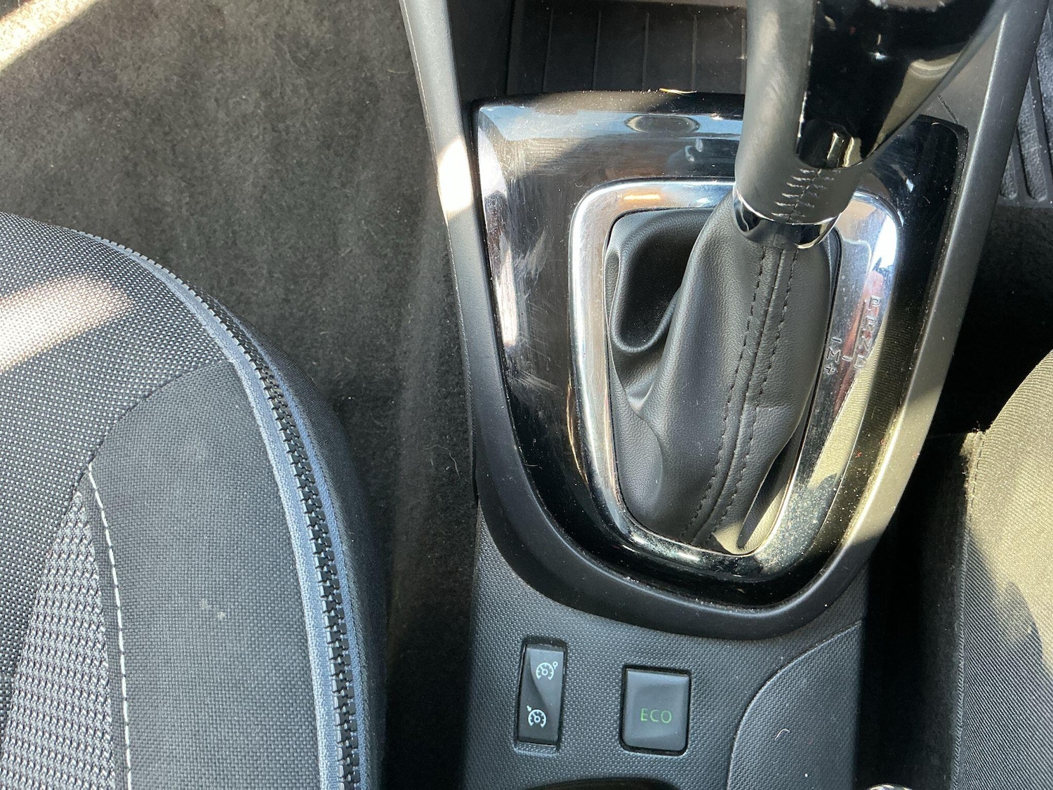 Used Renault Captur 2016 for sale - 78020165: Photo 12