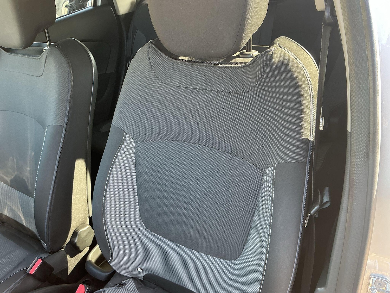 Used Renault Captur 2016 for sale - 78020165: Photo 34