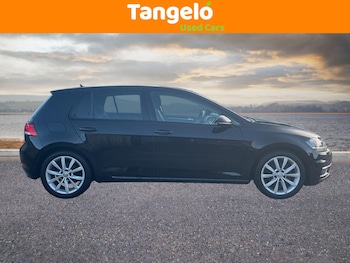 Used Volkswagen Golf 2018 for sale - 77315117: Photo