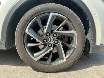 Used Toyota C-HR 2020 for sale - 78877786: Photo