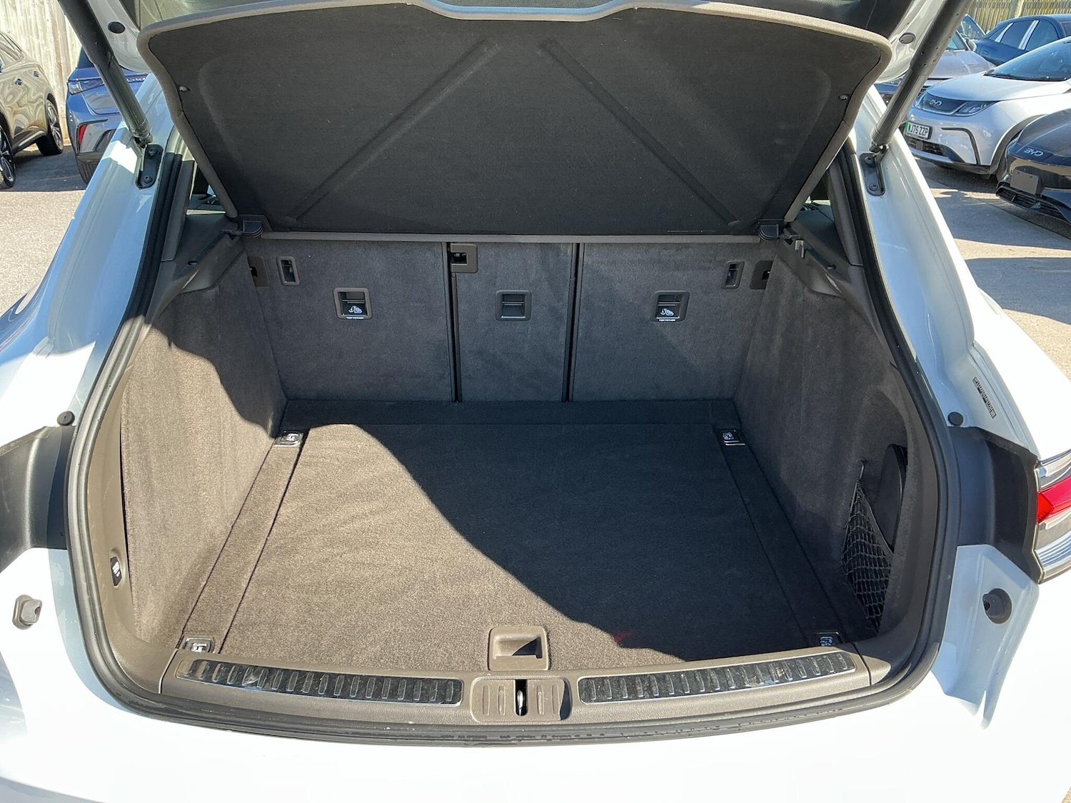 Used Porsche Macan 2020 for sale - 77425707: Photo 54