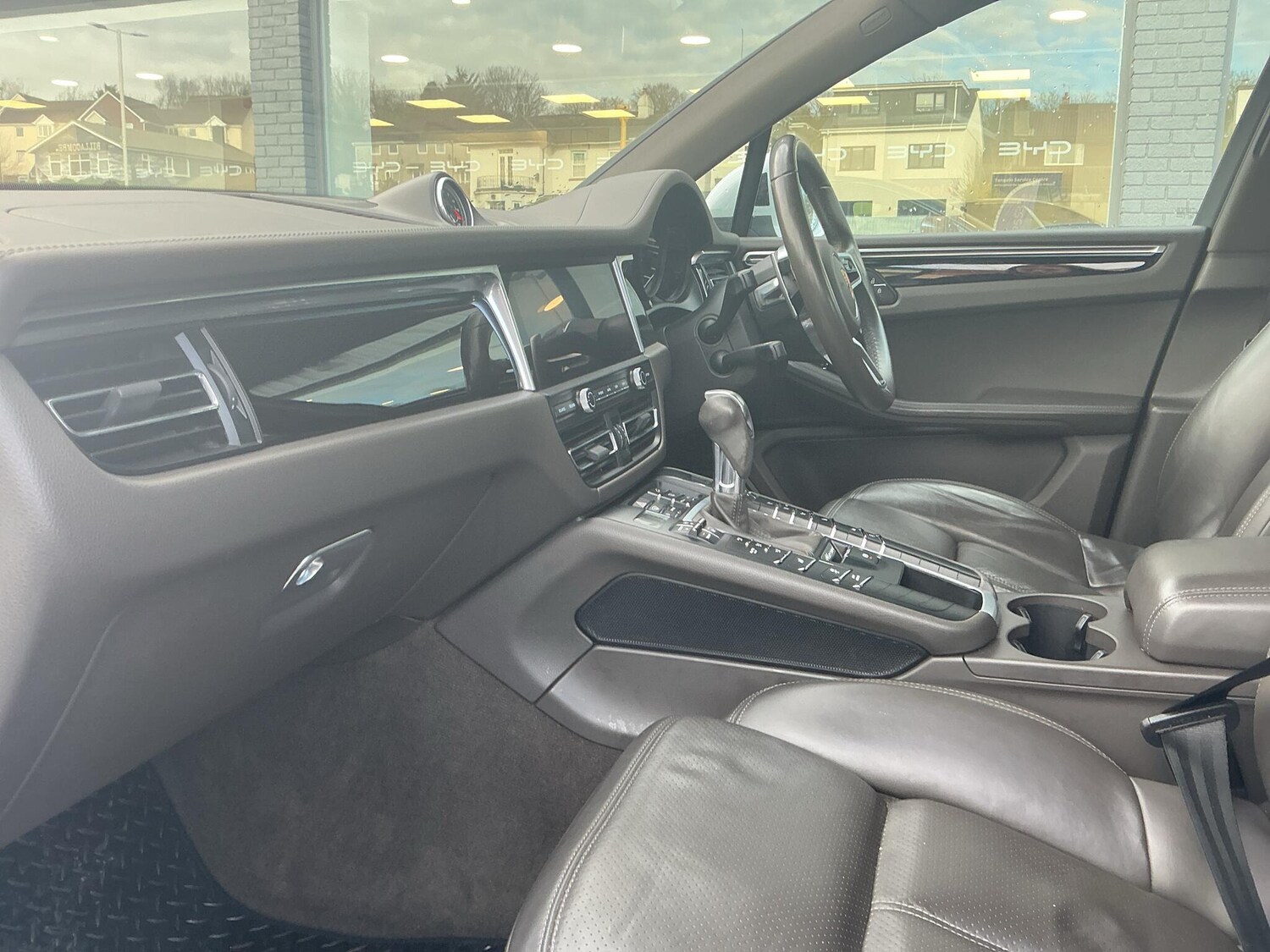 Used Porsche Macan for sale - 77425707: Photo 9