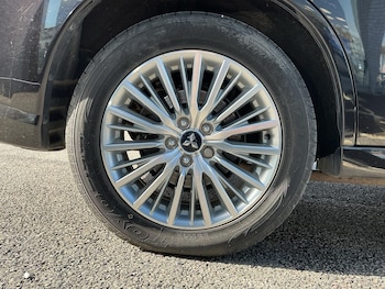 Used Mitsubishi Outlander 2019 for sale - 78244801: Photo