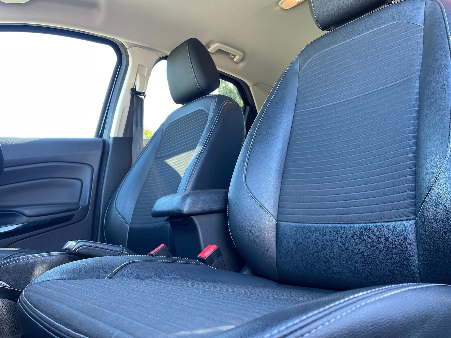 Used Ford Ecosport 2018 for sale - 76592164: Photo 36