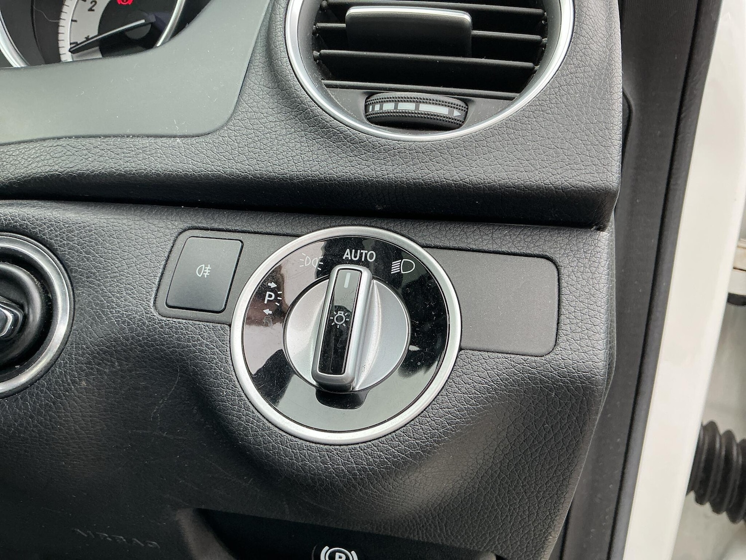 Used Mercedes-Benz C Class 2012 for sale - 76360986: Photo 19