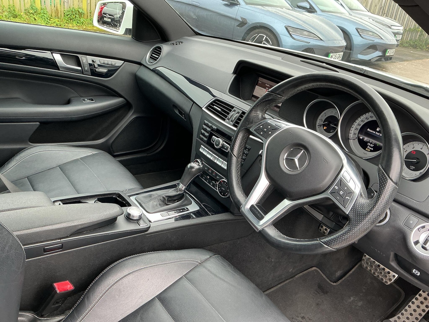 Used Mercedes-Benz C Class 2012 for sale - 76360986: Photo 5