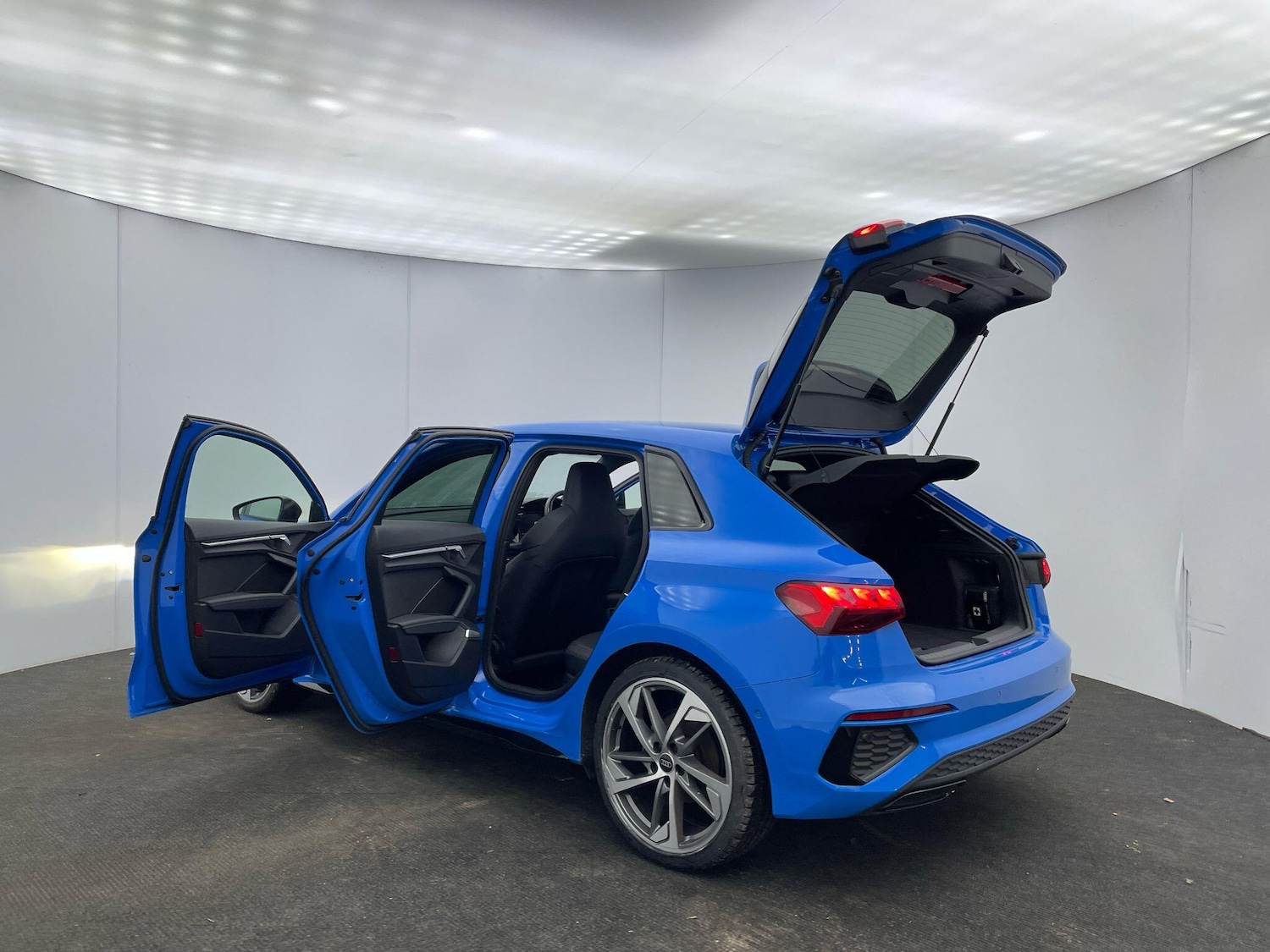 Used Audi A3 2023 for sale - 77537682: Photo 7