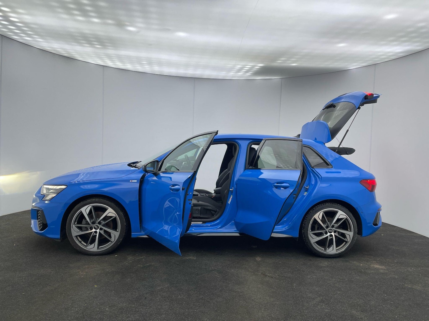 Used Audi A3 2023 for sale - 77537682: Photo 8