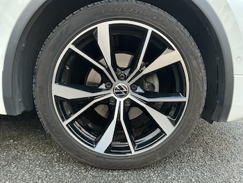 Used Volkswagen Tiguan 2021 for sale - 76865613: Photo